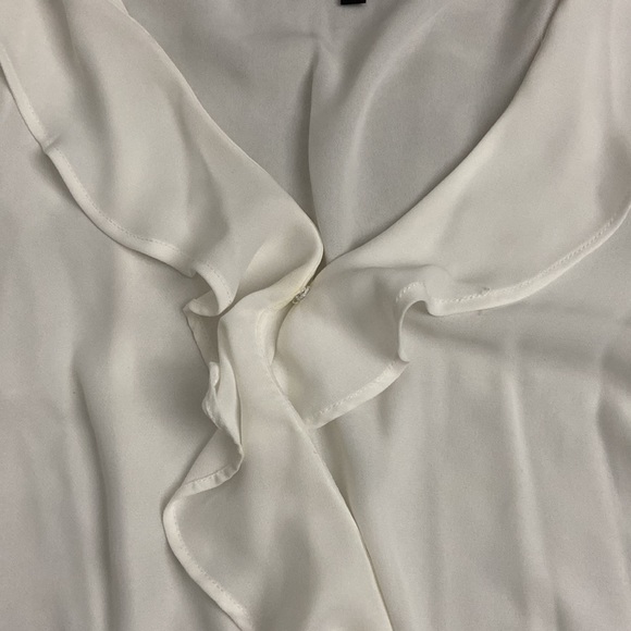 Dynamite Blouse - Picture 3 of 4